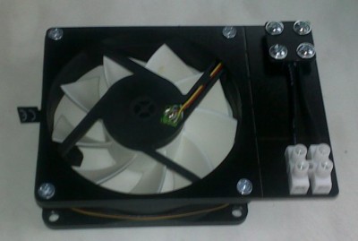 ventilator 80x80 termostat.jpg